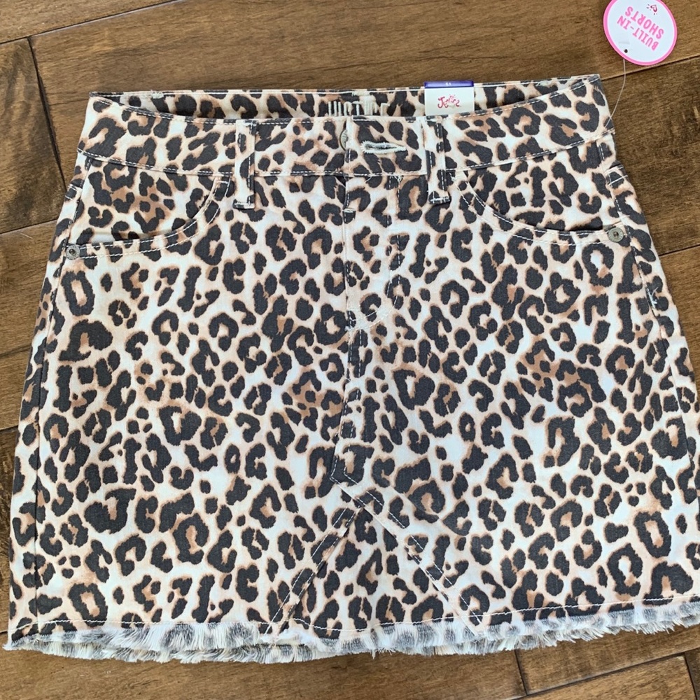 NWT JUSTICE leopard print skort, size 12.